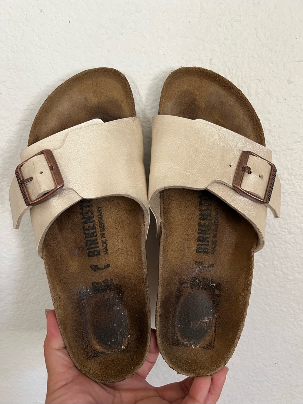Birkenstock Catalina Birko-Flor Graceful Pearl White Sandals Size 37 6-6.5